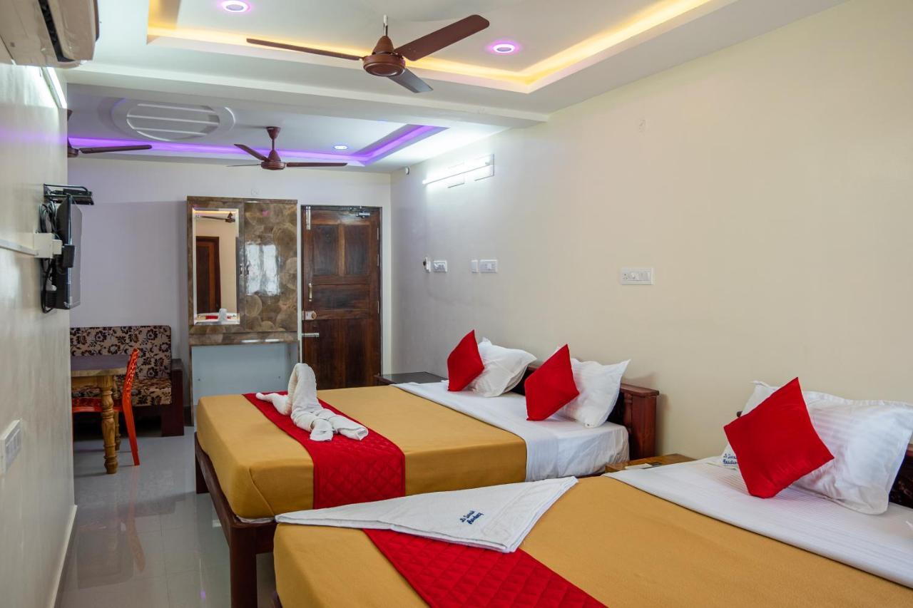Le Suresh Guest House ปอนดิเชอรี ภายนอก รูปภาพ