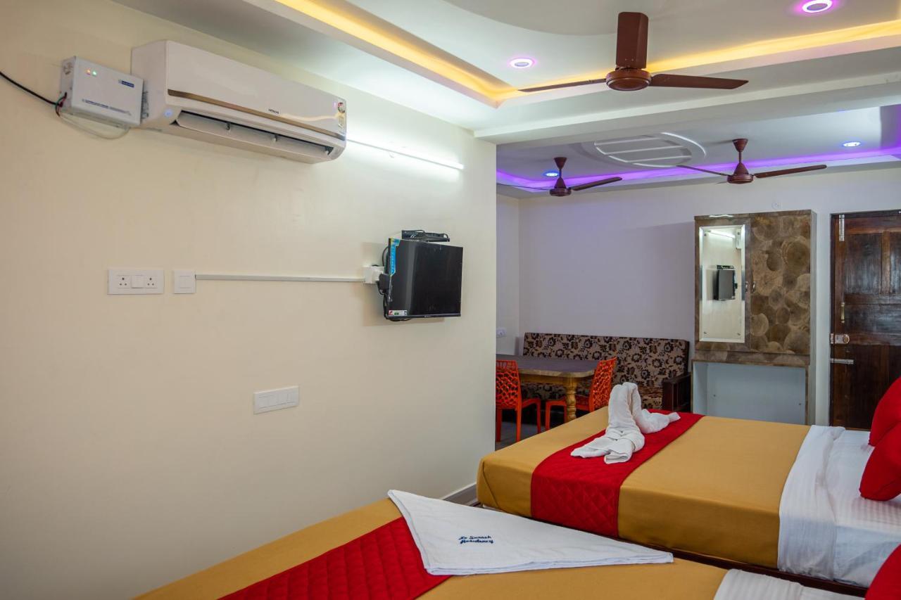 Le Suresh Guest House ปอนดิเชอรี ภายนอก รูปภาพ